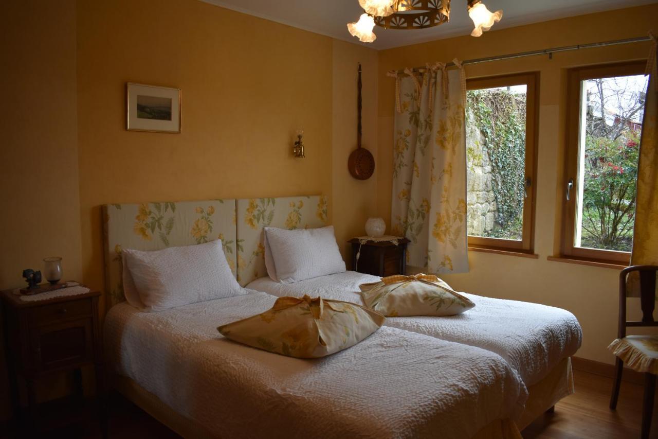 Les Chambres De La Ville Haute Dun-sur-Meuse Екстер'єр фото